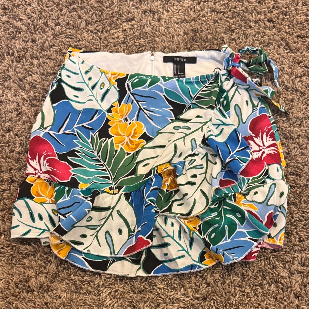 Forever 21 Colorful Leaf Print Skirt